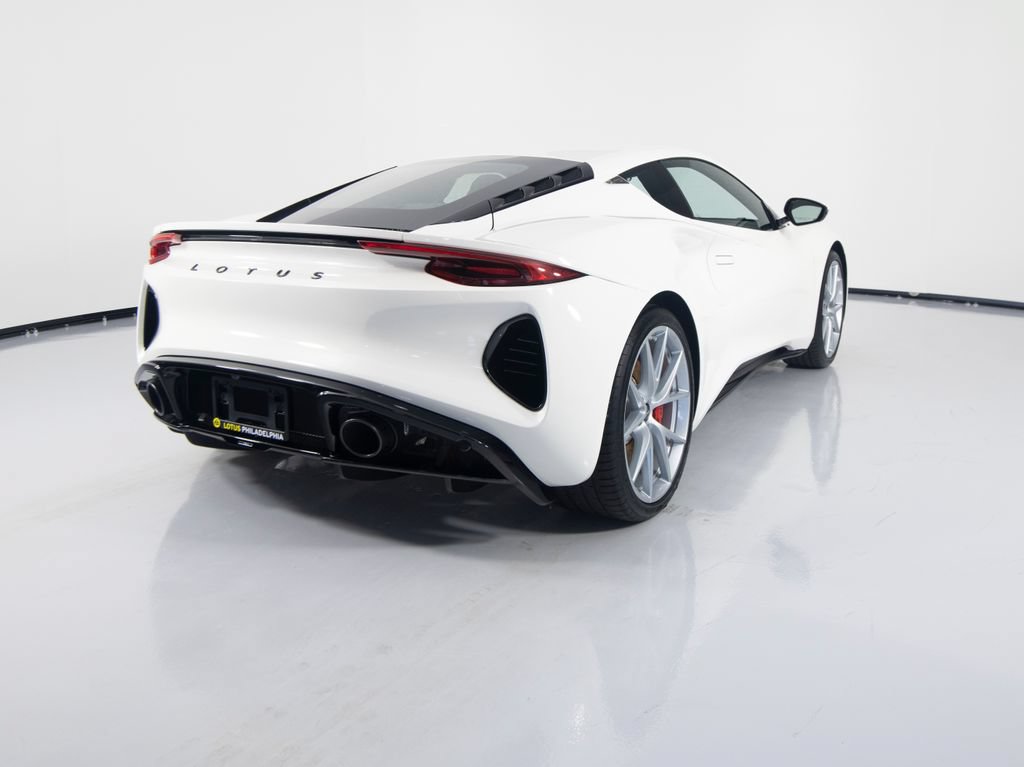 Used 2025 Lotus Emira RWD image 5