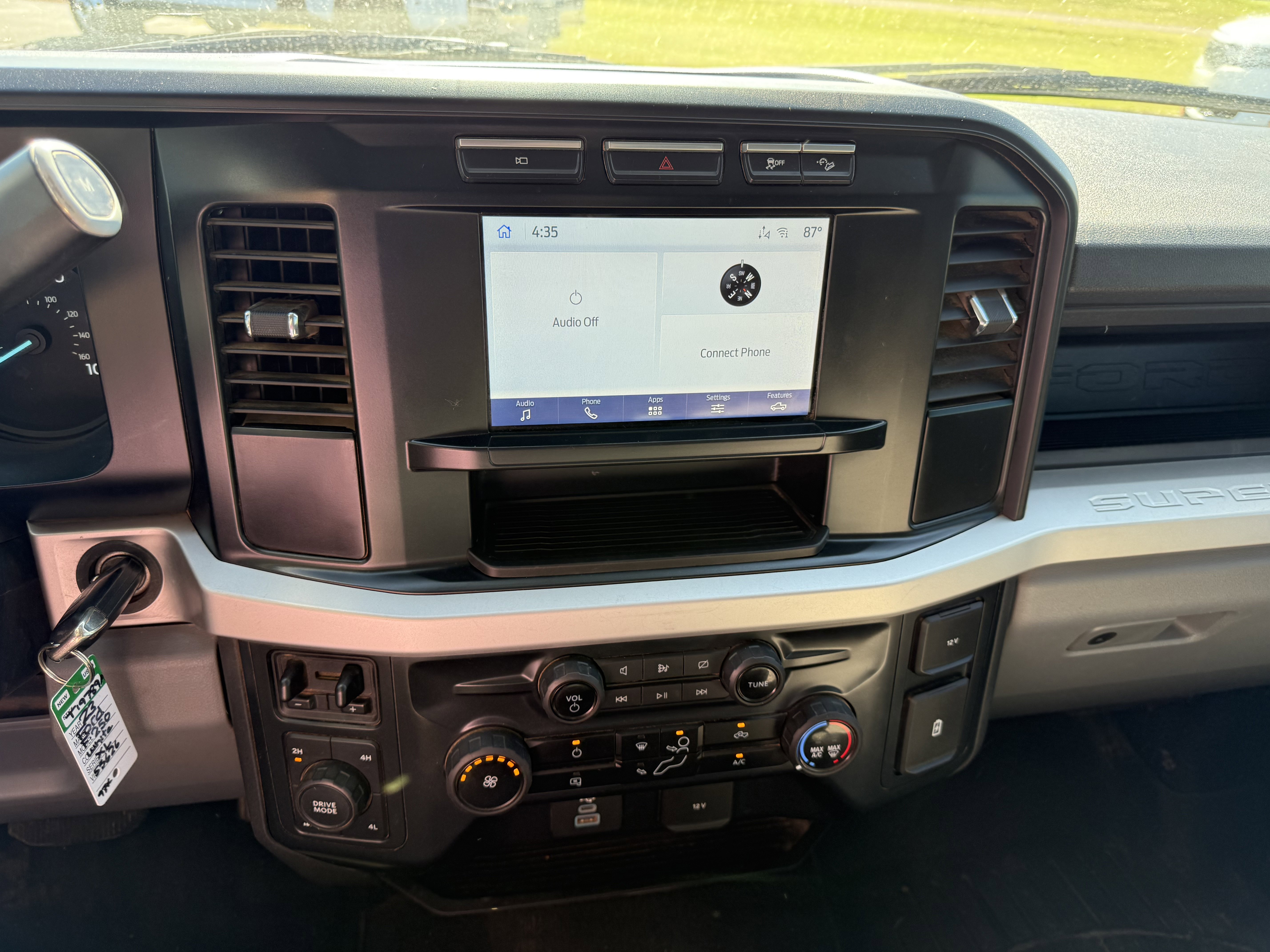 Used 2023 Ford F250 XL w/ STX Appearance Package AWD/4WD image 7