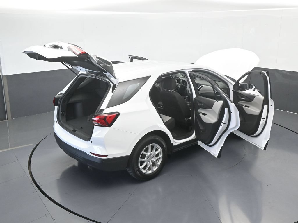 Used 2024 Chevrolet Equinox LS w/ Driver Confidence II Package FWD image 62