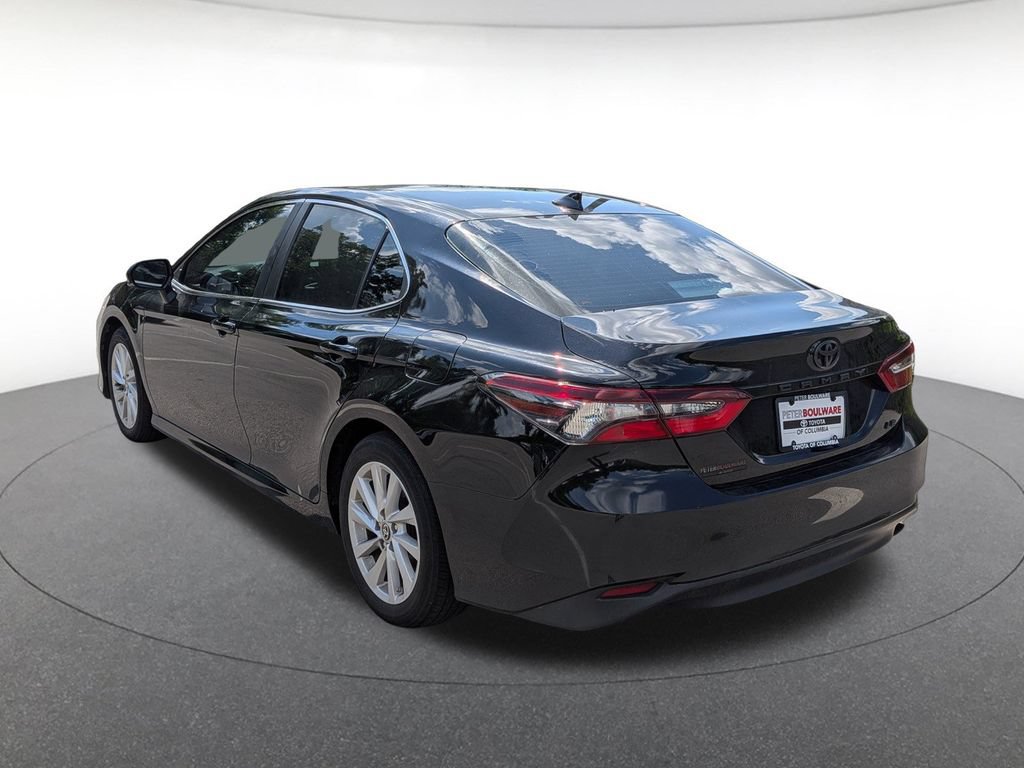 Used 2024 Toyota Camry LE w/ Convenience Package FWD image 4