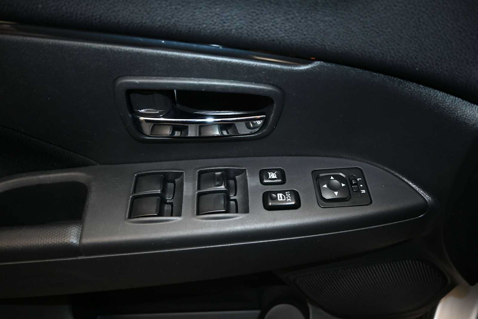 Used 2024 Mitsubishi Outlander Sport ES AWD/4WD image 11