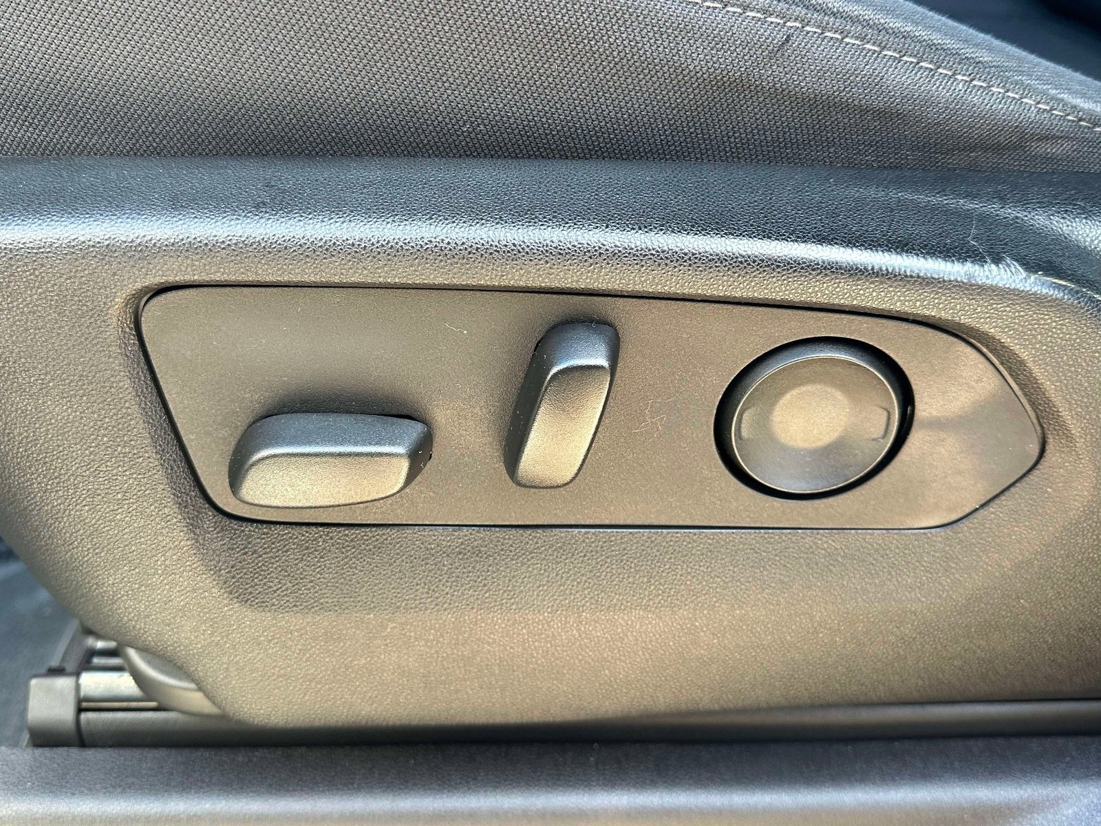 Used 2022 Chevrolet Silverado 1500 Custom Trail Boss image 22