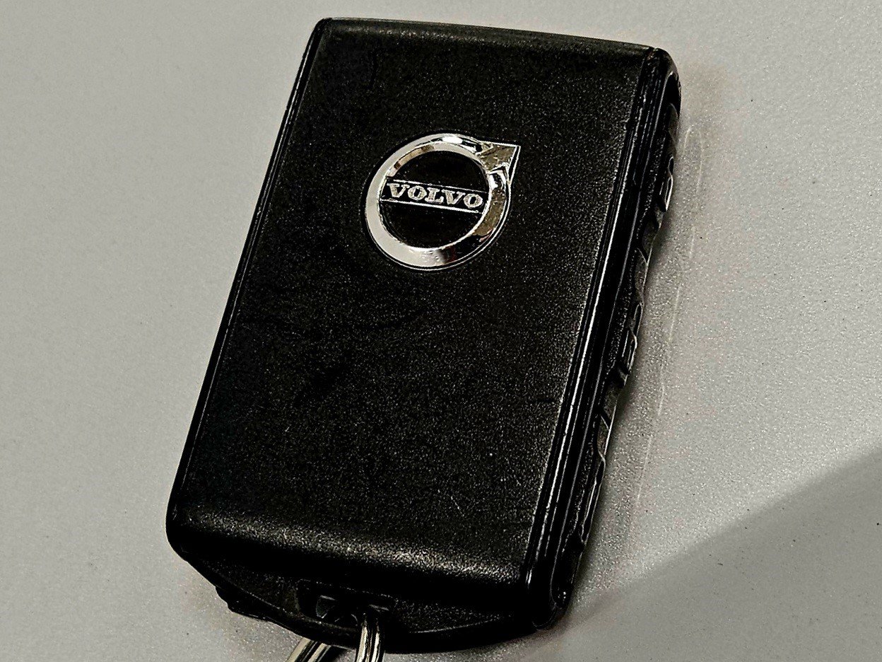 Used 2021 Volvo XC40 P8 Recharge image 45