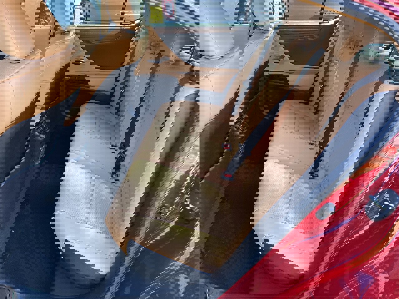 Used 2023 Lexus ES 300h w/ Premium Package image 26