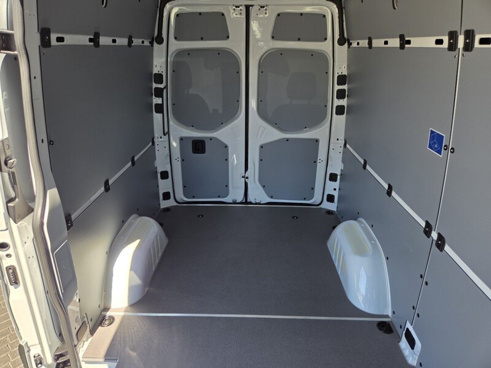 New 2026 Mercedes-Benz Sprinter 2500 image 16