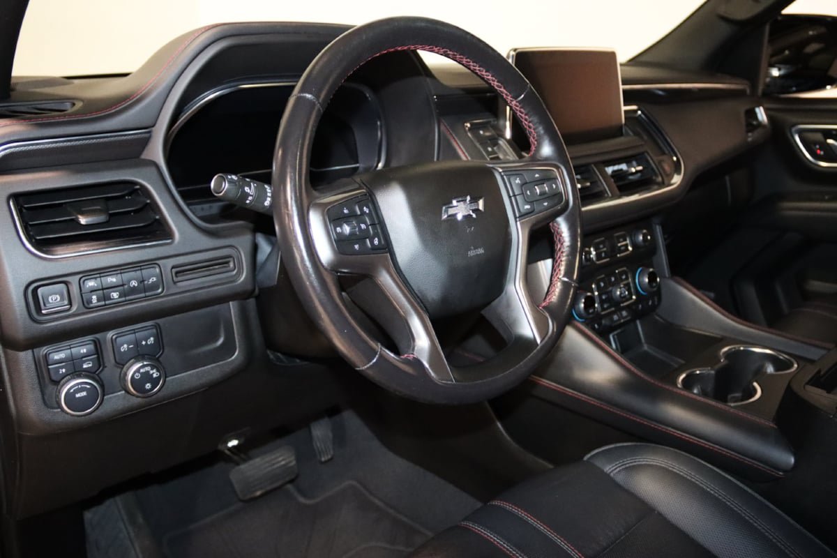 Used 2022 Chevrolet Tahoe RST w/ Luxury Package AWD/4WD image 39