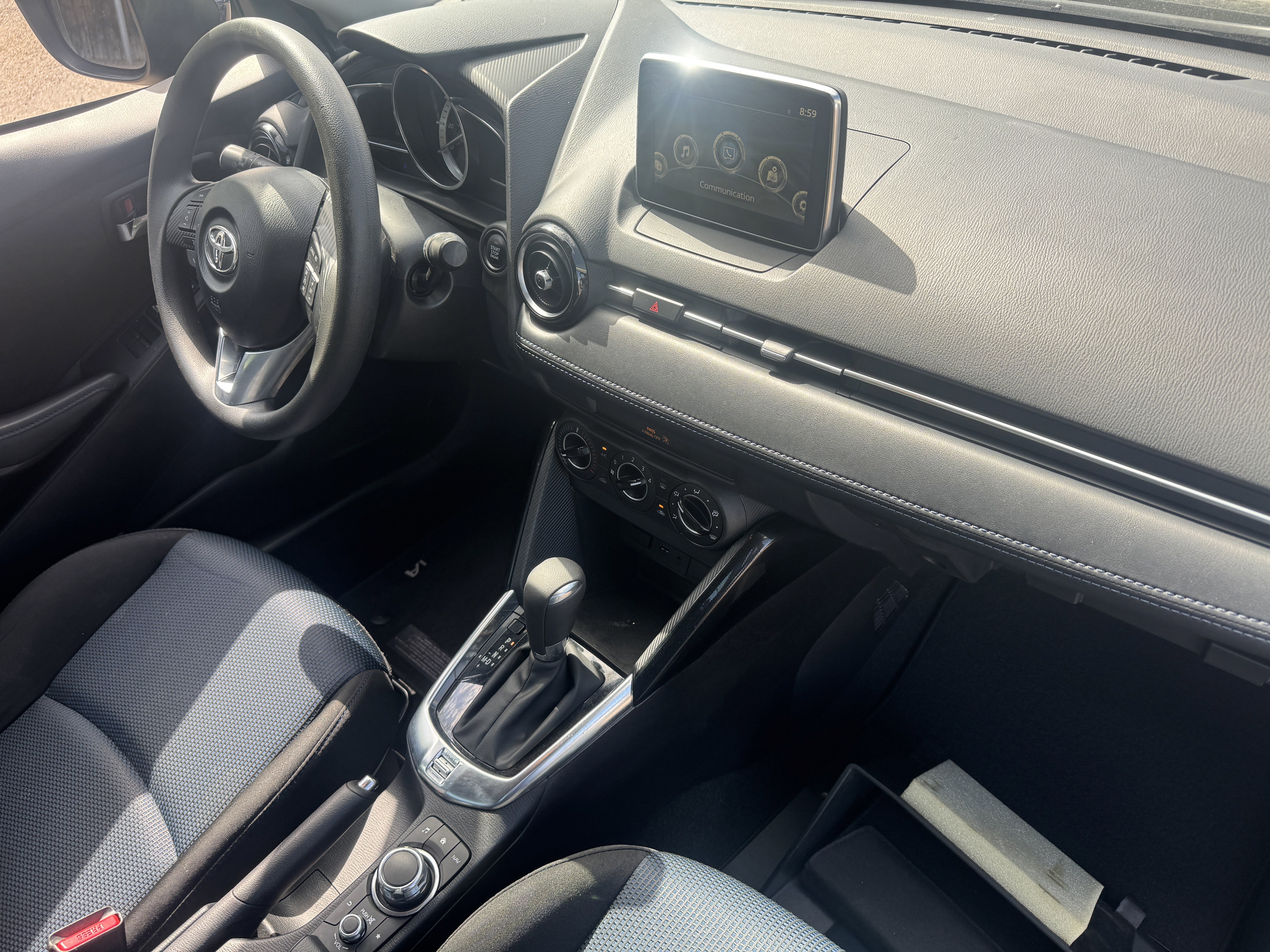 Used 2018 Toyota Yaris iA FWD image 28