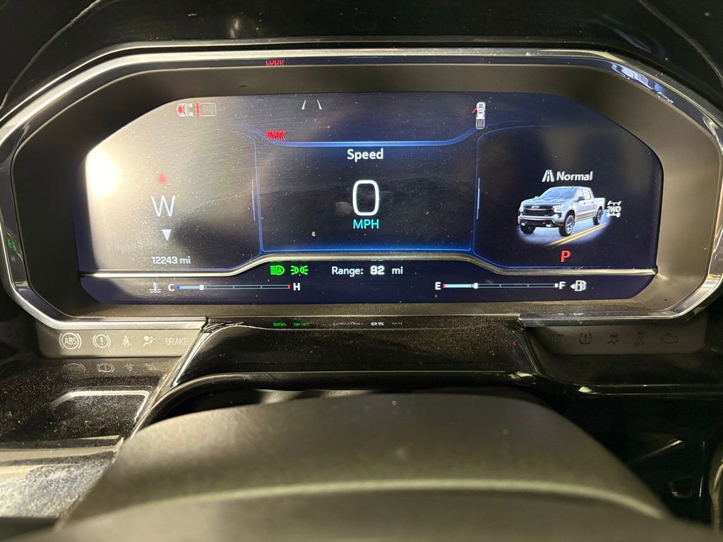 Used 2024 Chevrolet Silverado 1500 LT Trail Boss image 31