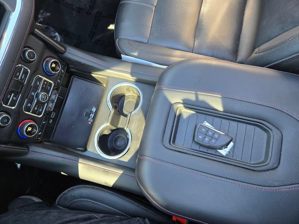 Used 2022 Chevrolet Tahoe RST w/ Luxury Package AWD/4WD image 37