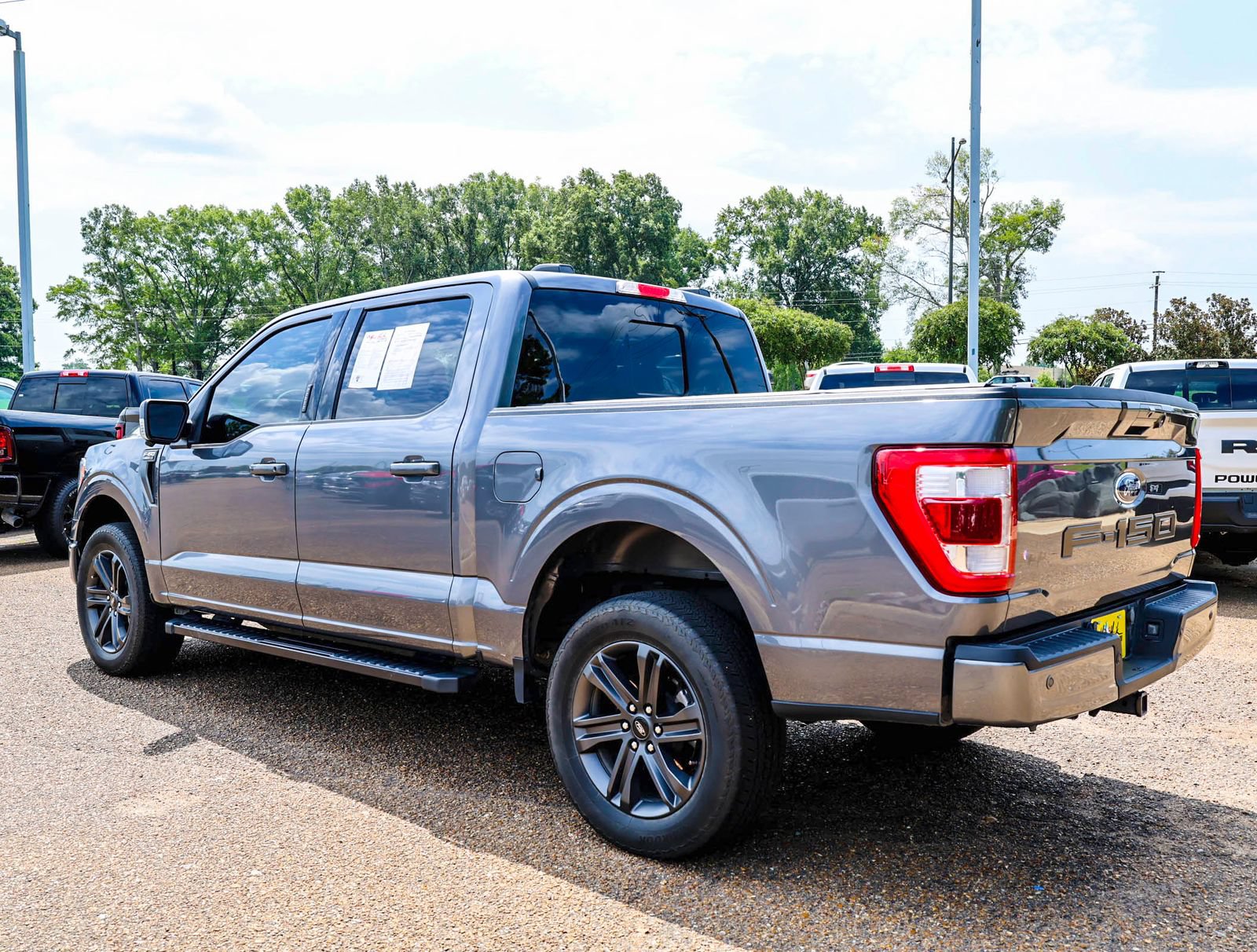 Used 2023 Ford F150 Lariat AWD/4WD image 4