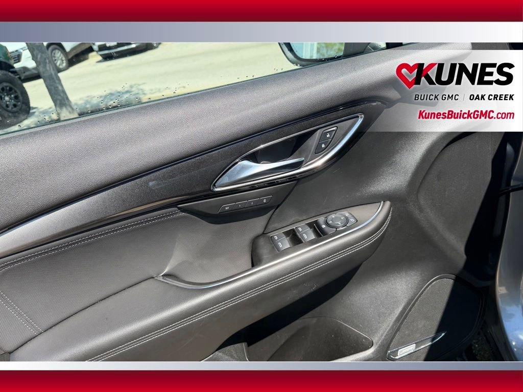 Used 2024 Buick Envision Preferred AWD/4WD image 8