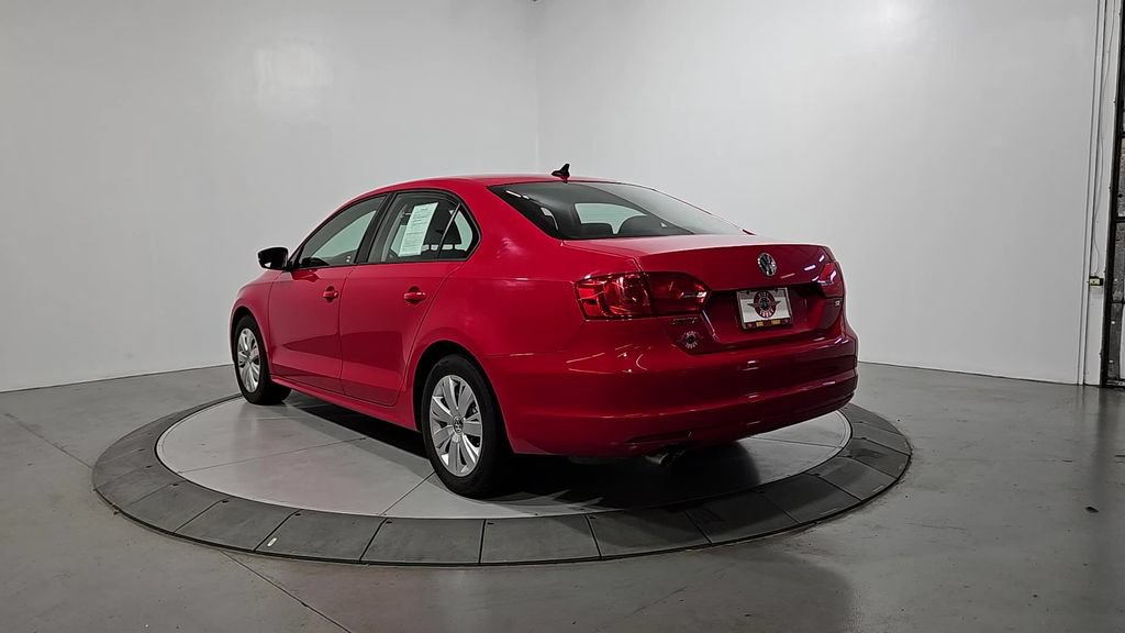 Used 2014 Volkswagen Jetta SE FWD image 3