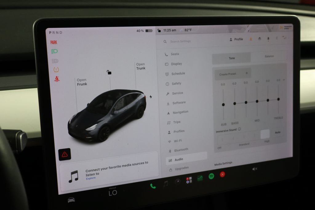 Used 2021 Tesla Model Y Long Range AWD/4WD image 36