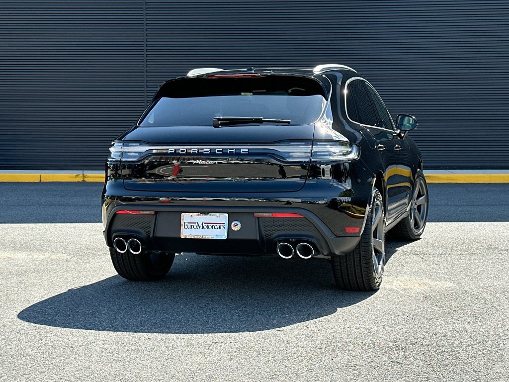 New 2026 Porsche Macan AWD/4WD image 9