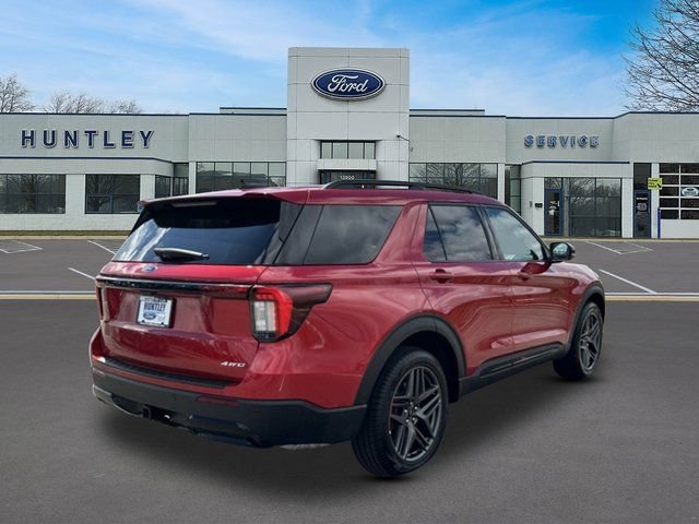 Used 2025 Ford Explorer ST-Line w/ Premium Package AWD/4WD image 4
