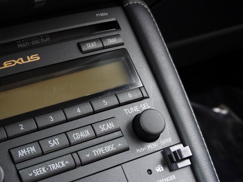 Used 2013 Lexus CT 200h w/ Premium Pkg w/Backup Camera image 45