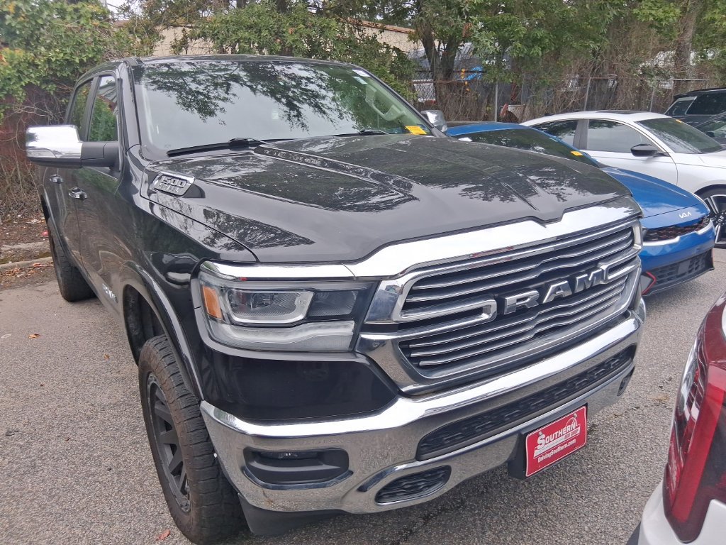 Used 2022 RAM 1500 Laramie AWD/4WD image 3