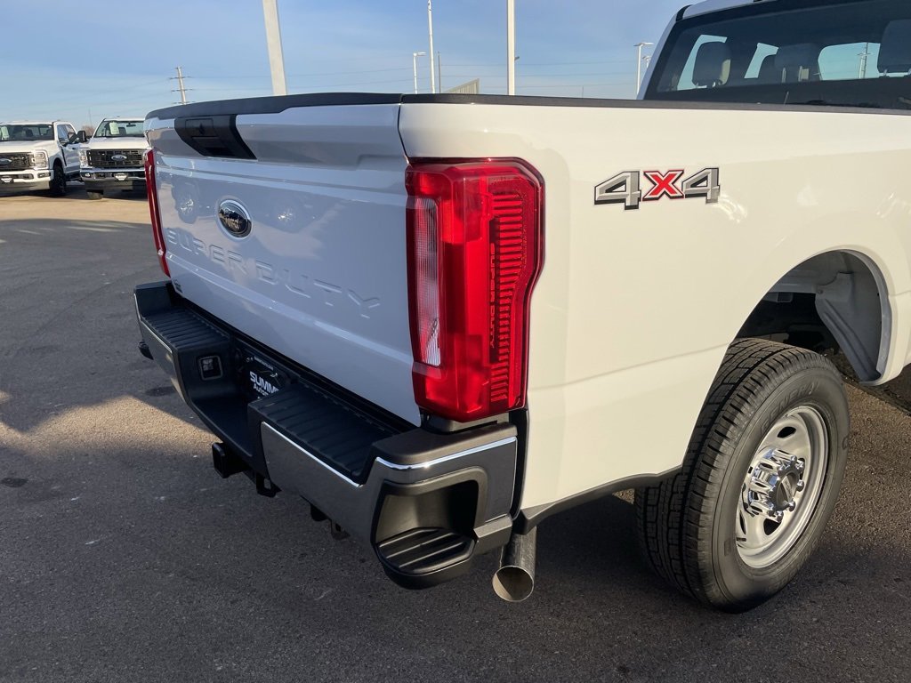 New 2026 Ford F350 XL w/ XL Chrome Package image 31