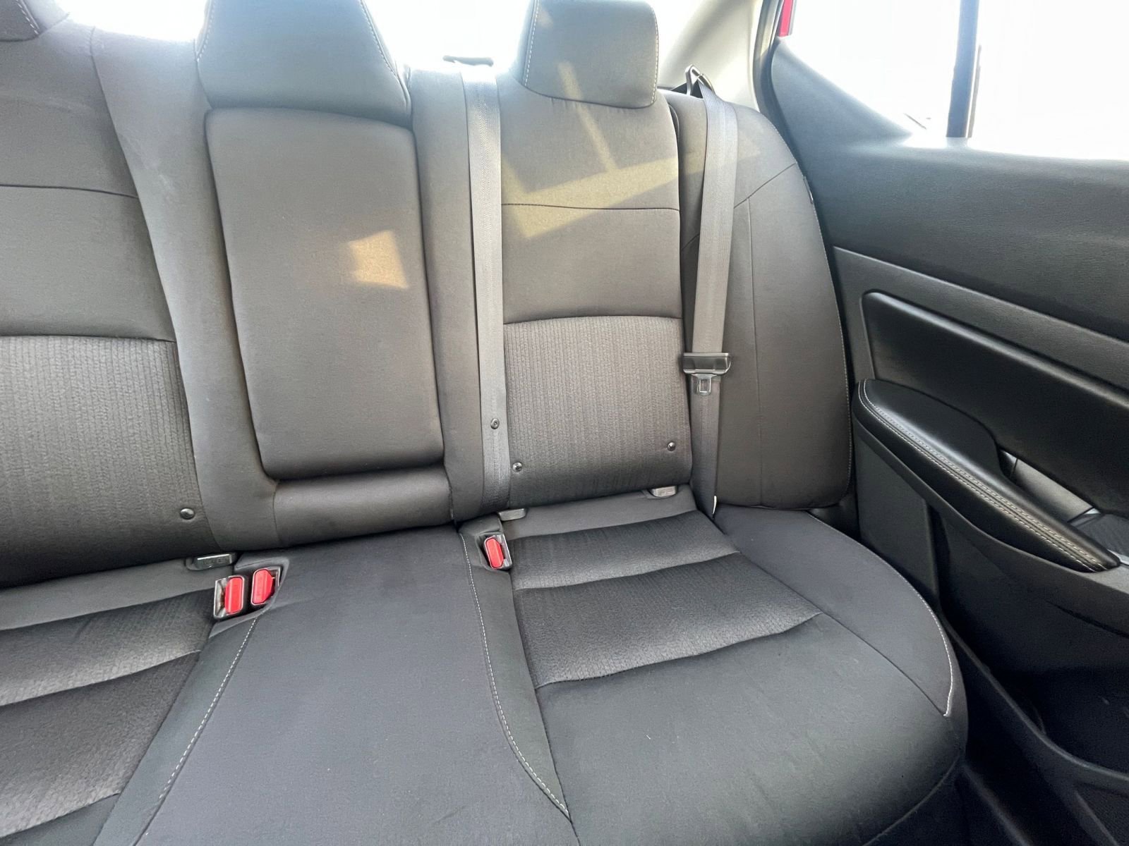 Used 2025 Nissan Altima 2.5 SV image 37