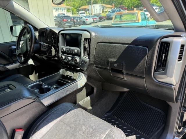 Used 2018 Chevrolet Silverado 1500 LT w/ All Star Edition AWD/4WD image 12