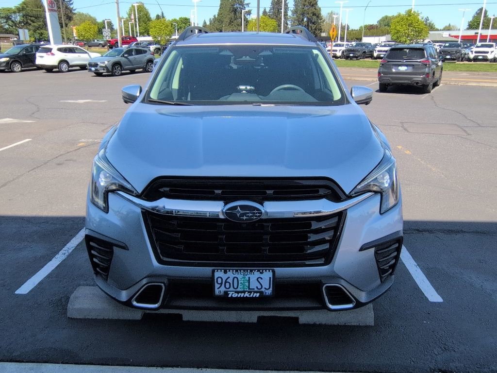 Used 2023 Subaru Ascent Touring AWD/4WD image 3