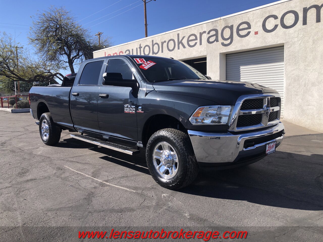 Used 2018 RAM 2500 Tradesman w/ Chrome Appearance Group image 2