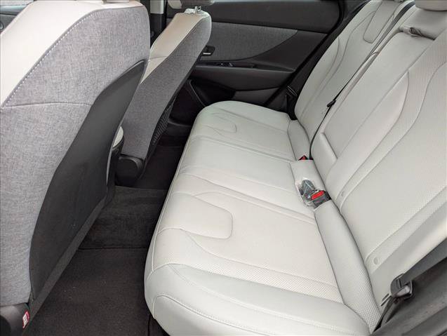 Used 2023 Hyundai Elantra Limited w/ Cargo Package FWD image 18