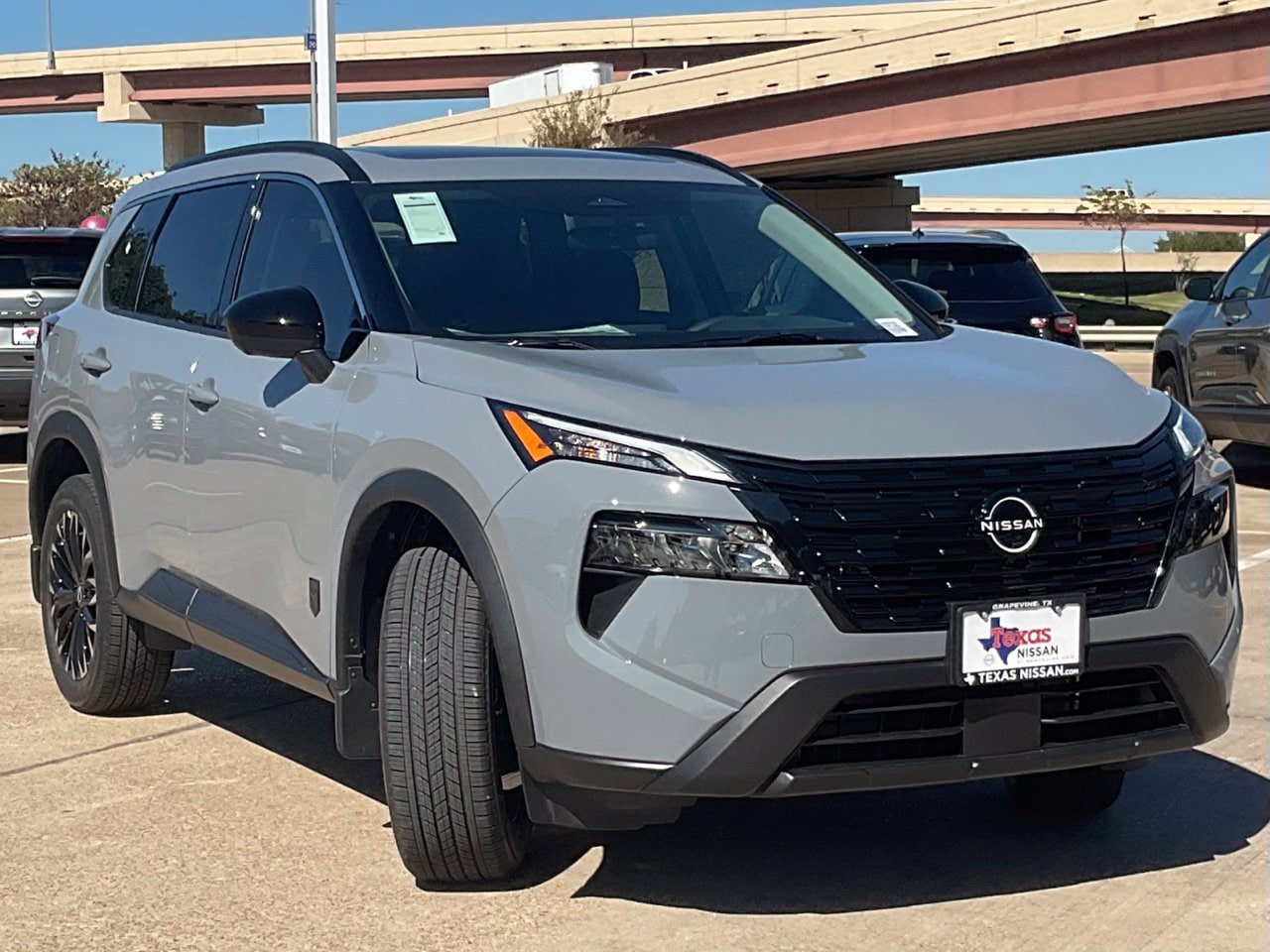 New 2027 Nissan Rogue Dark Armor AWD/4WD image 3