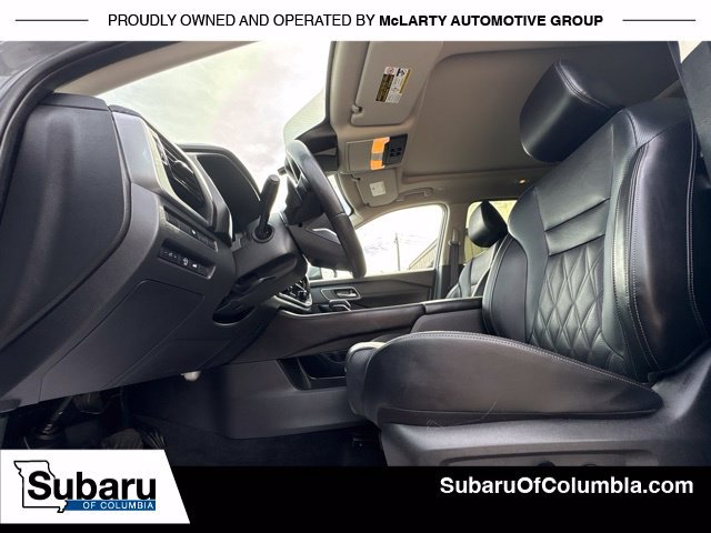 Used 2024 Nissan Rogue Platinum AWD/4WD image 14