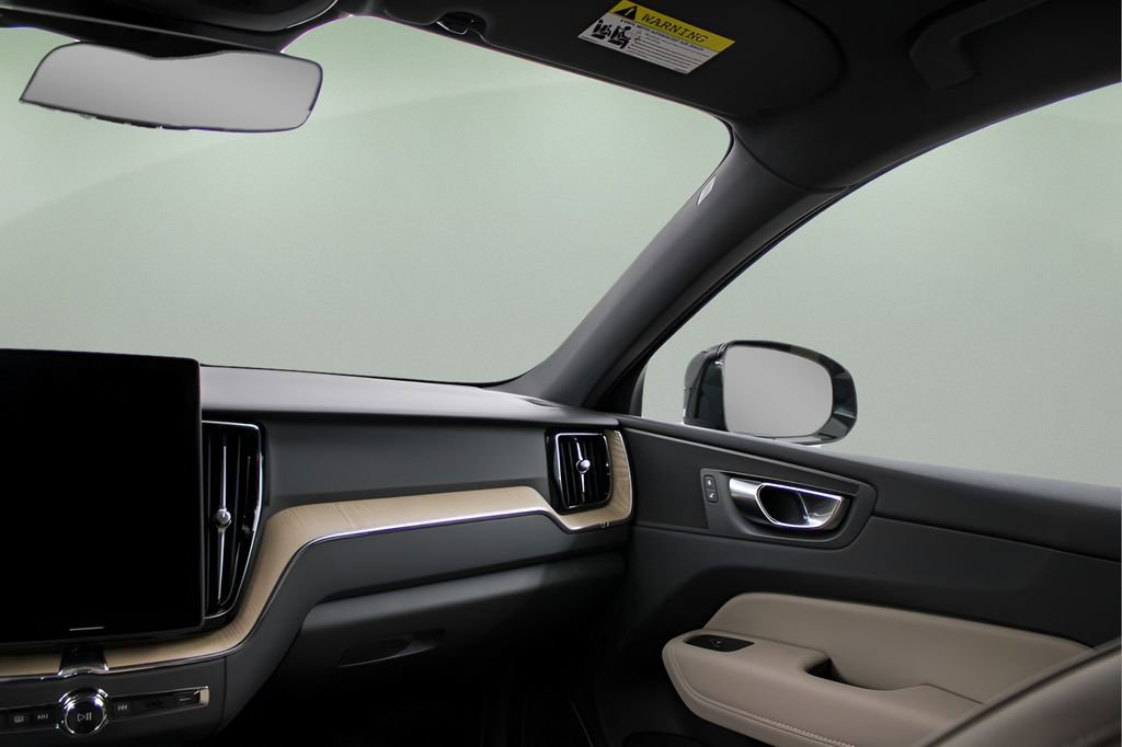 New 2026 Volvo XC60 B5 Plus w/ Protection Package Premier AWD/4WD image 23