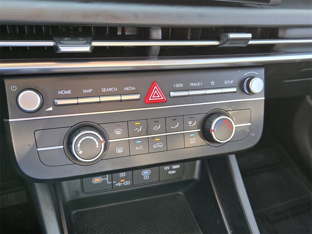 Certified 2025 Hyundai Tucson SE image 23