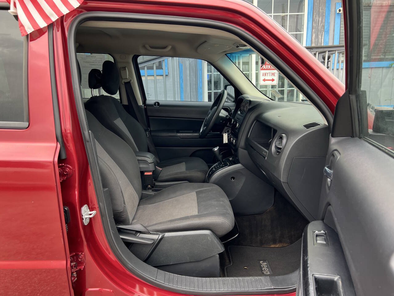 Used 2015 Jeep Patriot Sport w/ Power Value Group FWD image 12