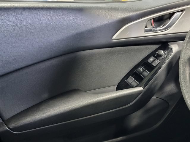 Used 2017 MAZDA MAZDA3 Sport w/ Preferred Equipment Package FWD image 23