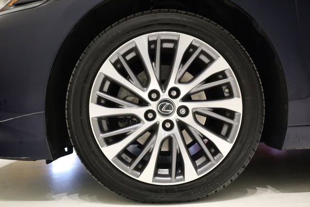 Used 2019 Lexus ES 350 w/ Premium Package image 8