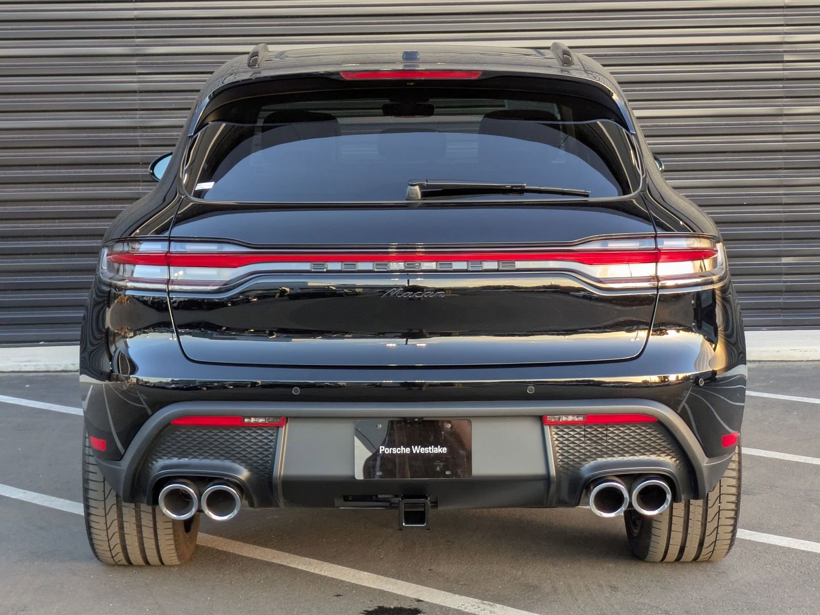 Certified 2026 Porsche Macan image 10