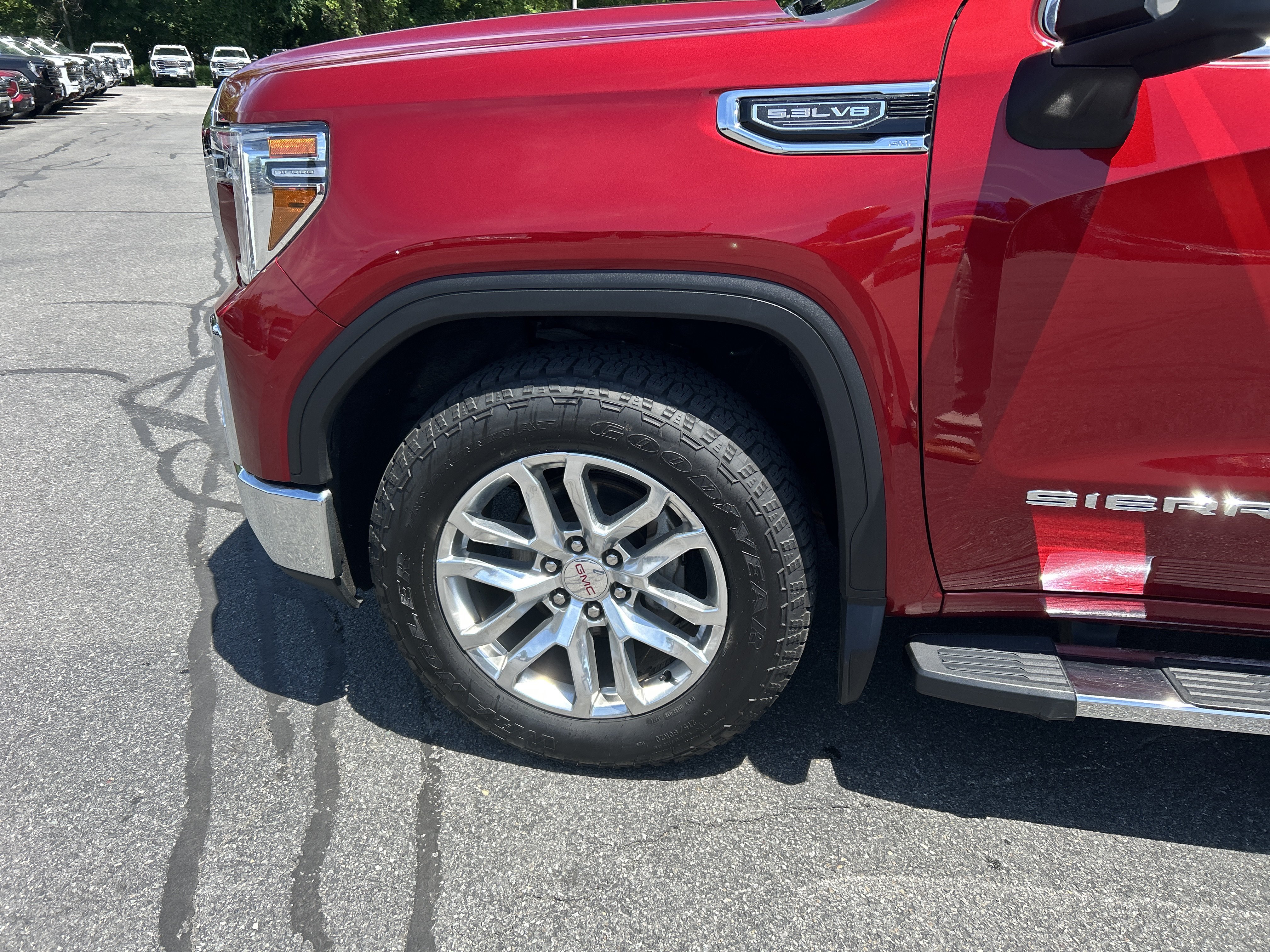 Used 2021 GMC Sierra 1500 SLT w/ SLT Premium Plus Package AWD/4WD image 5
