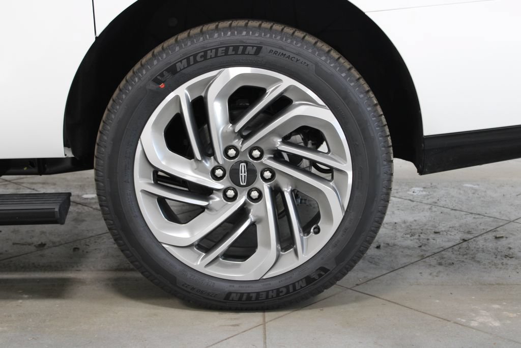 New 2026 Lincoln Navigator L Reserve AWD/4WD image 20