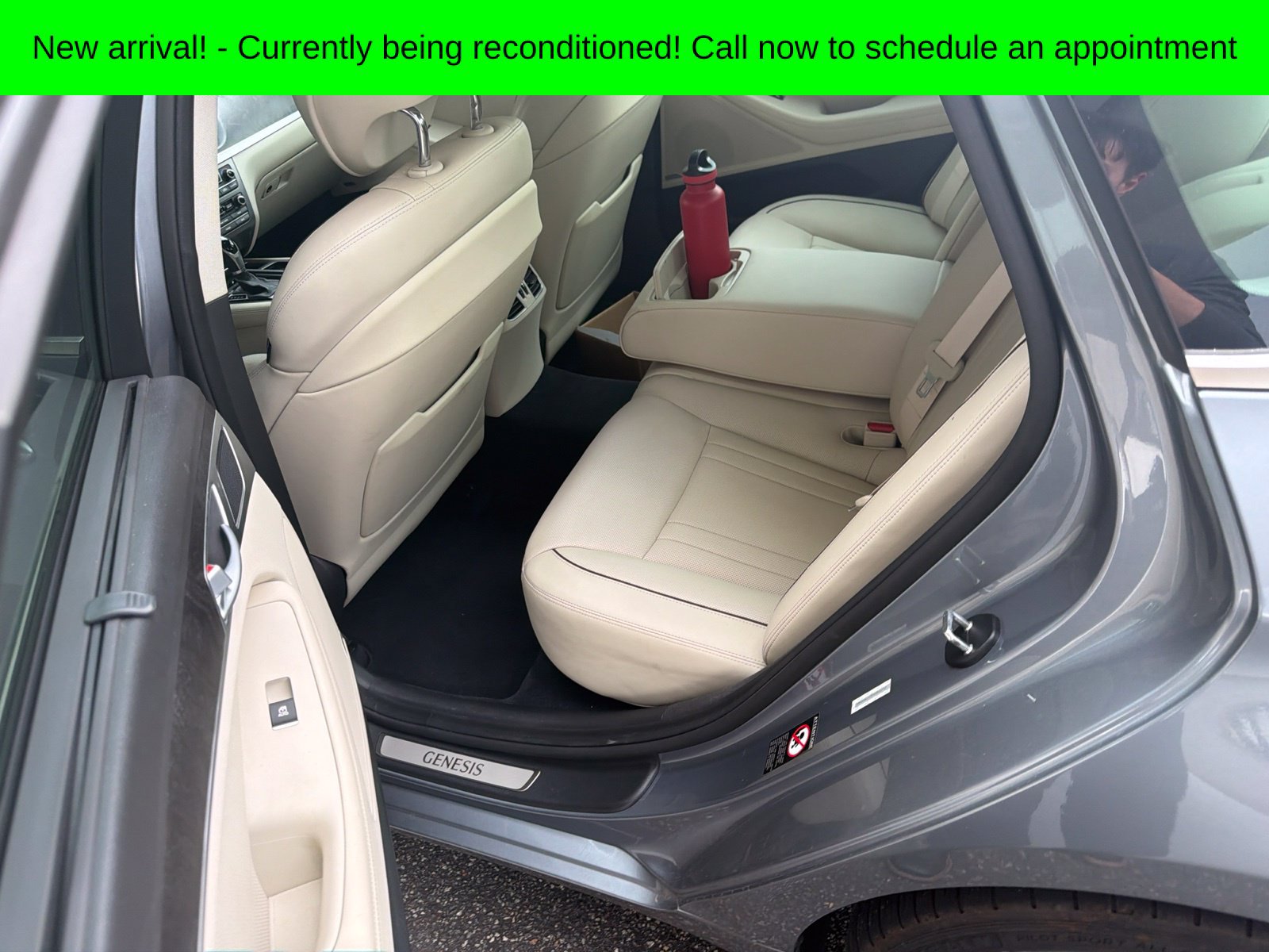 Used 2015 Hyundai Genesis 5.0 RWD image 9