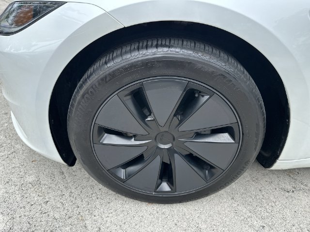 Used 2025 Tesla Model 3 Long Range RWD image 10
