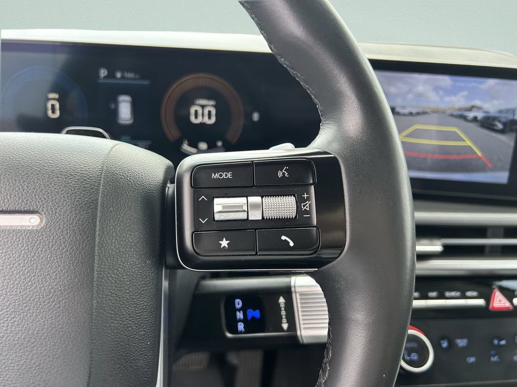 Certified 2024 Hyundai Santa Fe SEL FWD image 30