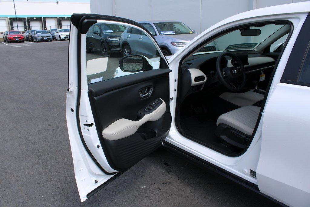 New 2026 Honda HR-V LX image 21