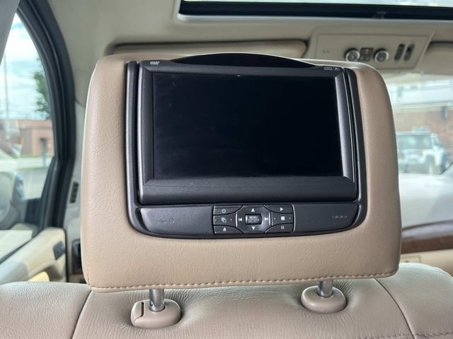 Used 2015 Nissan Armada Platinum w/ 2nd Row Captain Seat Package AWD/4WD image 43