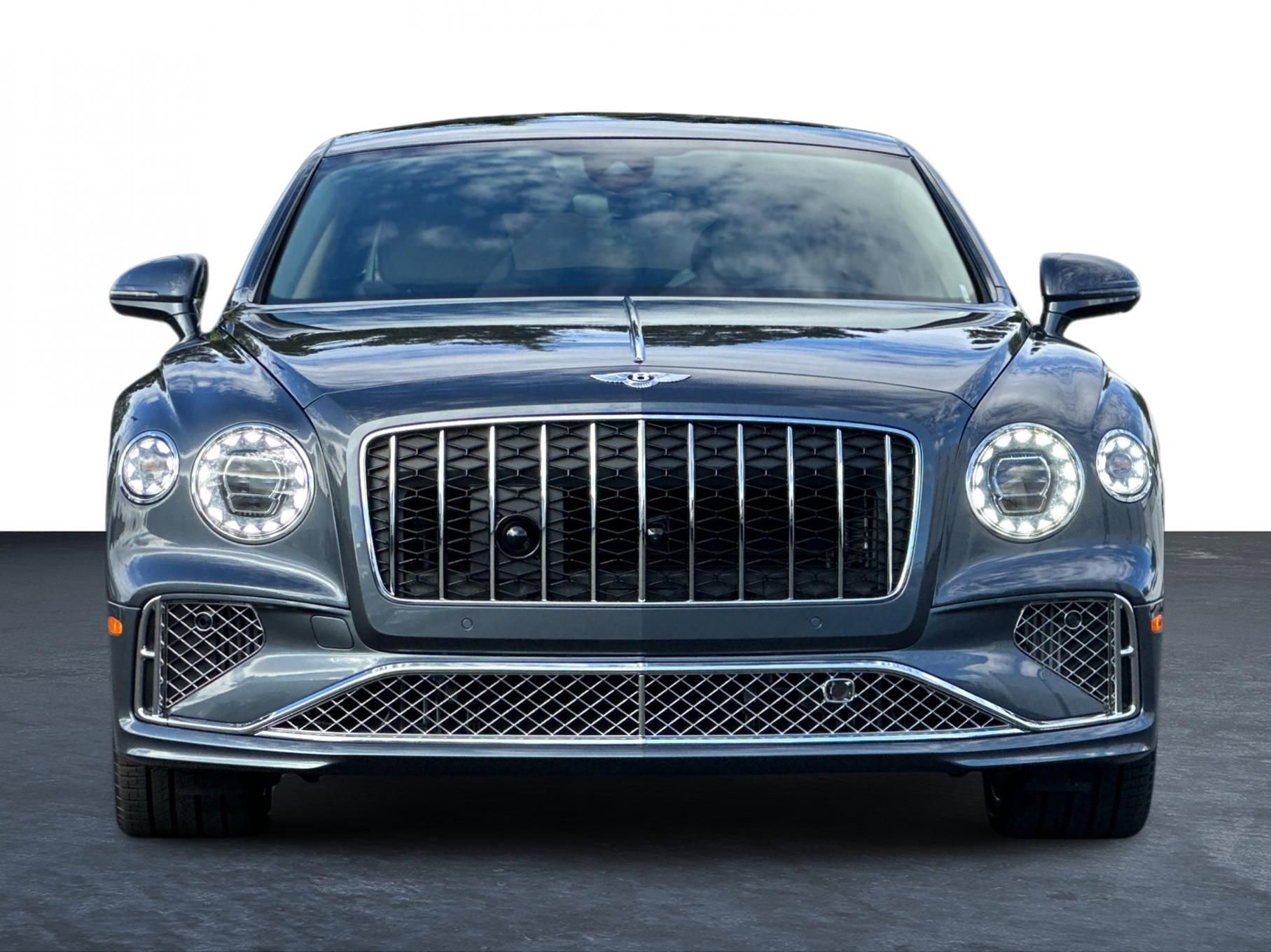 New 2026 Bentley Flying Spur Azure image 12