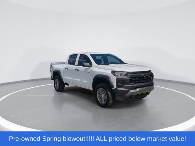 Used 2025 Chevrolet Colorado Trail Boss AWD/4WD image 2