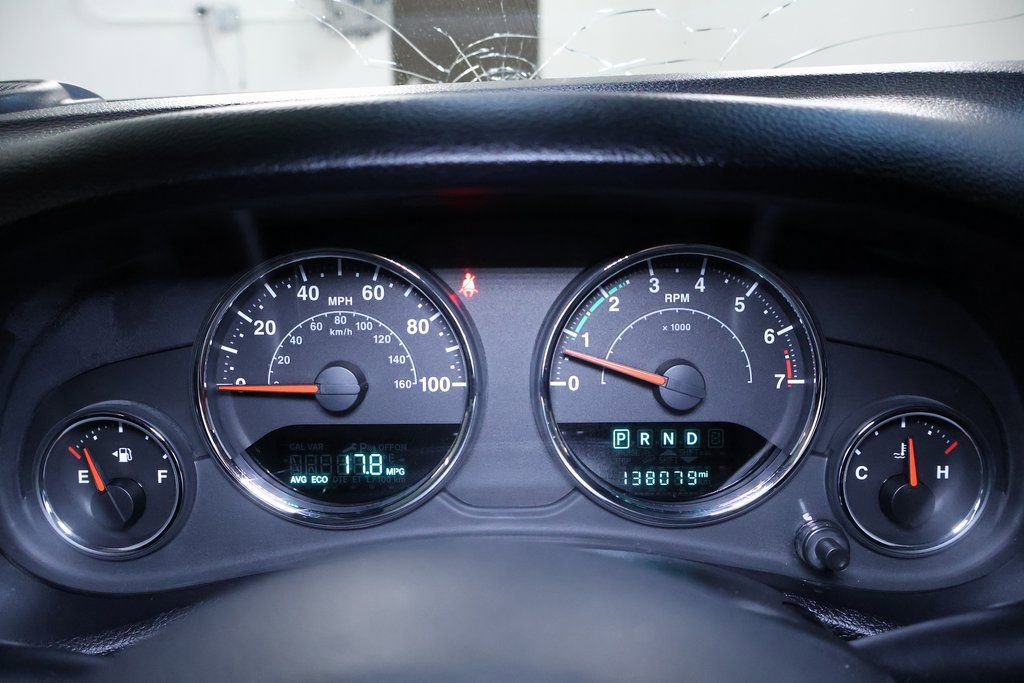 Used 2017 Jeep Wrangler Unlimited Sahara image 18