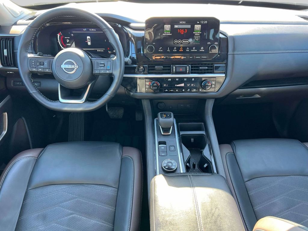 Certified 2025 Nissan Pathfinder Platinum image 13