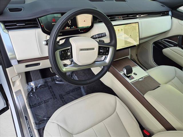 New 2026 Land Rover Range Rover SE AWD/4WD image 3
