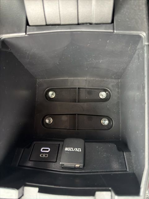 Used 2024 Toyota Corolla LE image 27