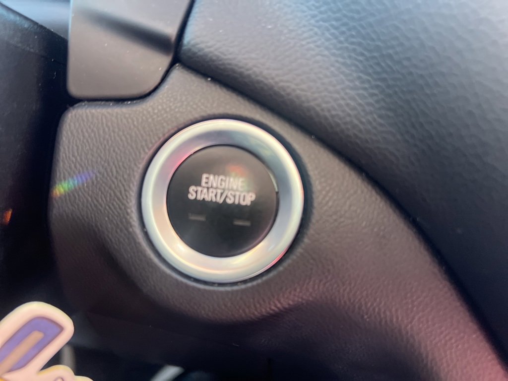 Used 2021 Chevrolet Equinox LT image 24