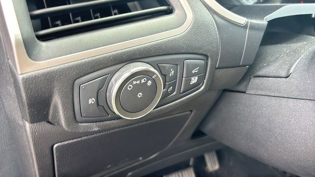 Used 2021 Ford Edge SEL w/ Convenience Package image 11